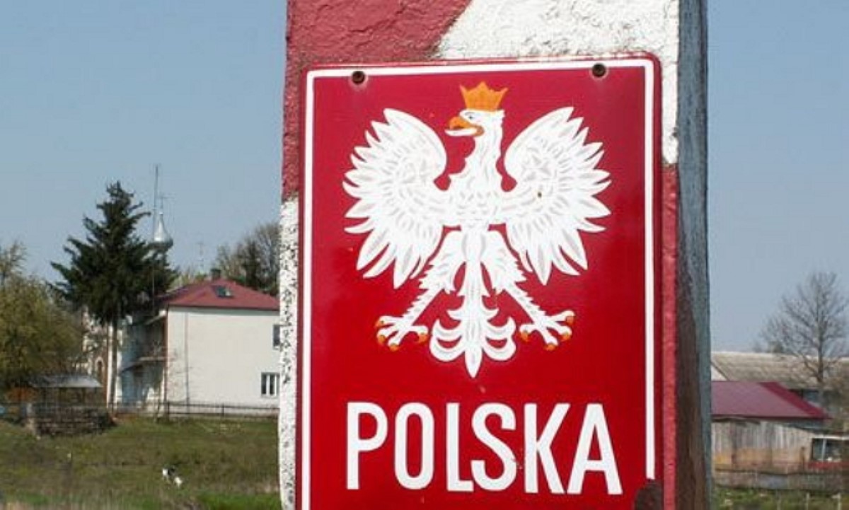 1200 украинцев хотят получить статус беженцев в Польше