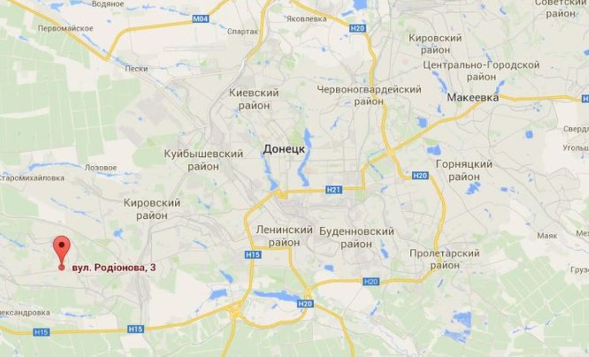 В Донецке снаряд угодил в летнюю кухню частного дома