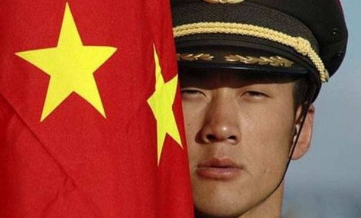 Китай стягивает войска к границе с РФ -СМИ