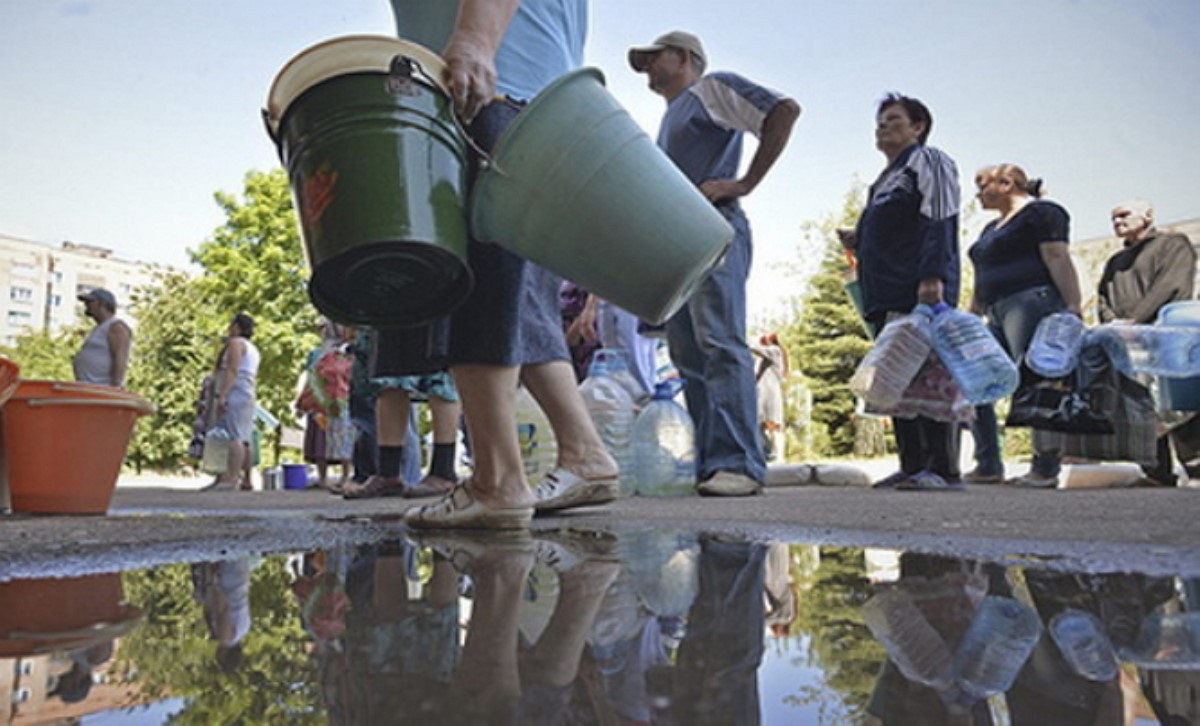 Жителей Севастополя собираются напоить водой из ближайшего карьера