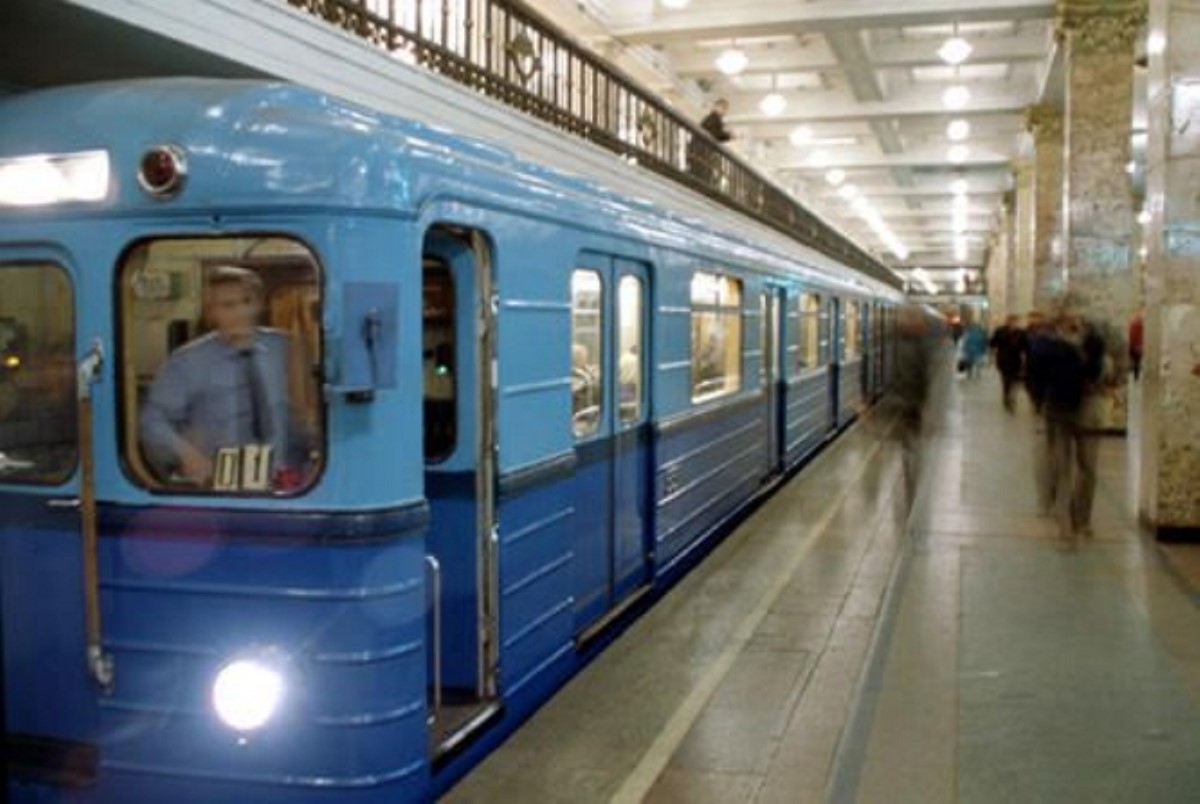 В киевском метро поезда станут длиннее