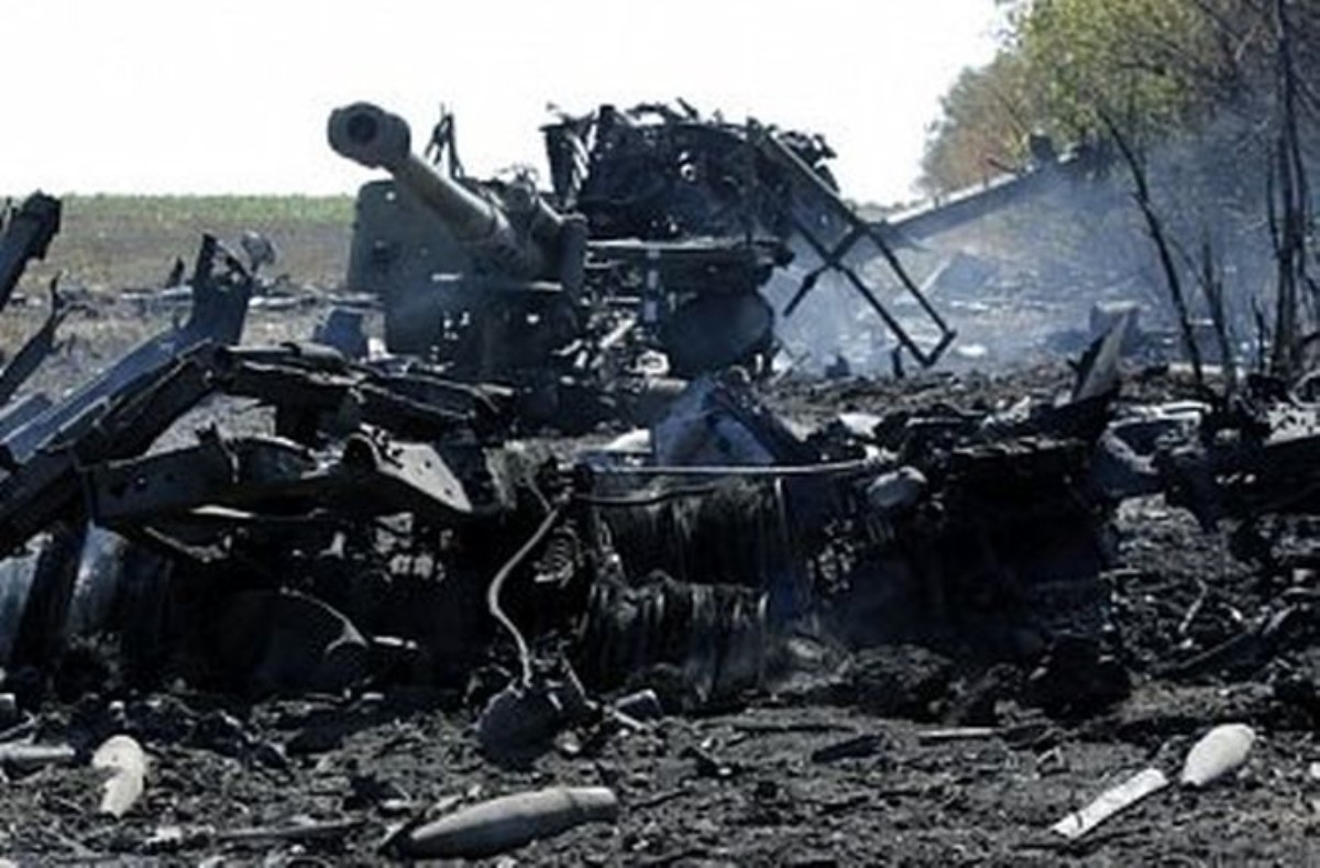Три российских танка уничтожены в районе Мариуполя