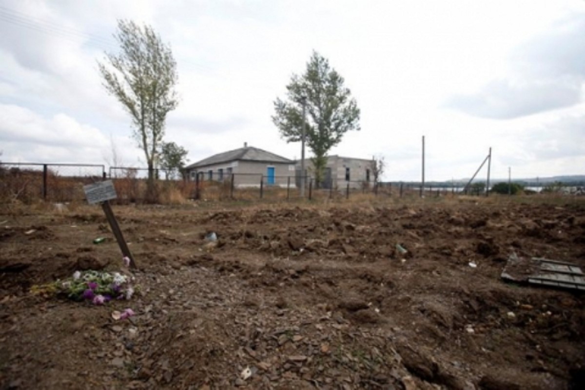 Боевики по «расстрельным спискам» убили 40 мирных жителей в Лутугино - СМИ