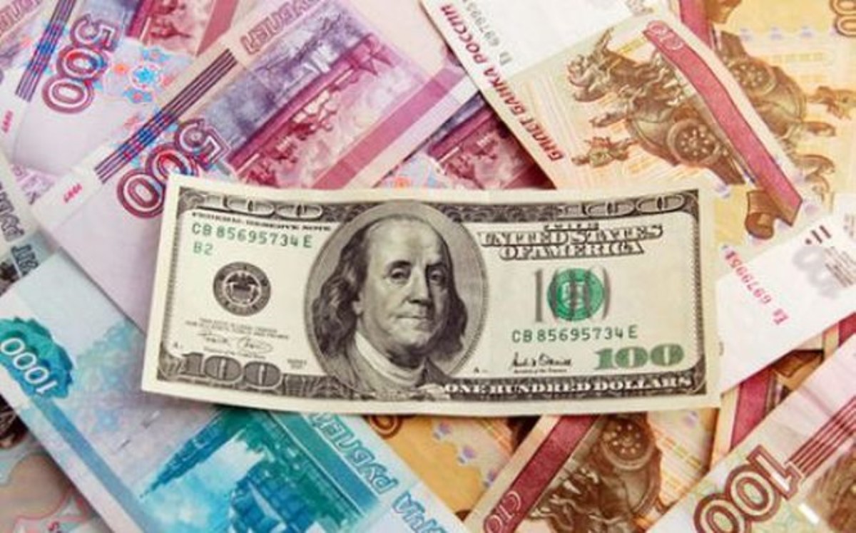 В России доллар преодолел барьер в 40 рублей