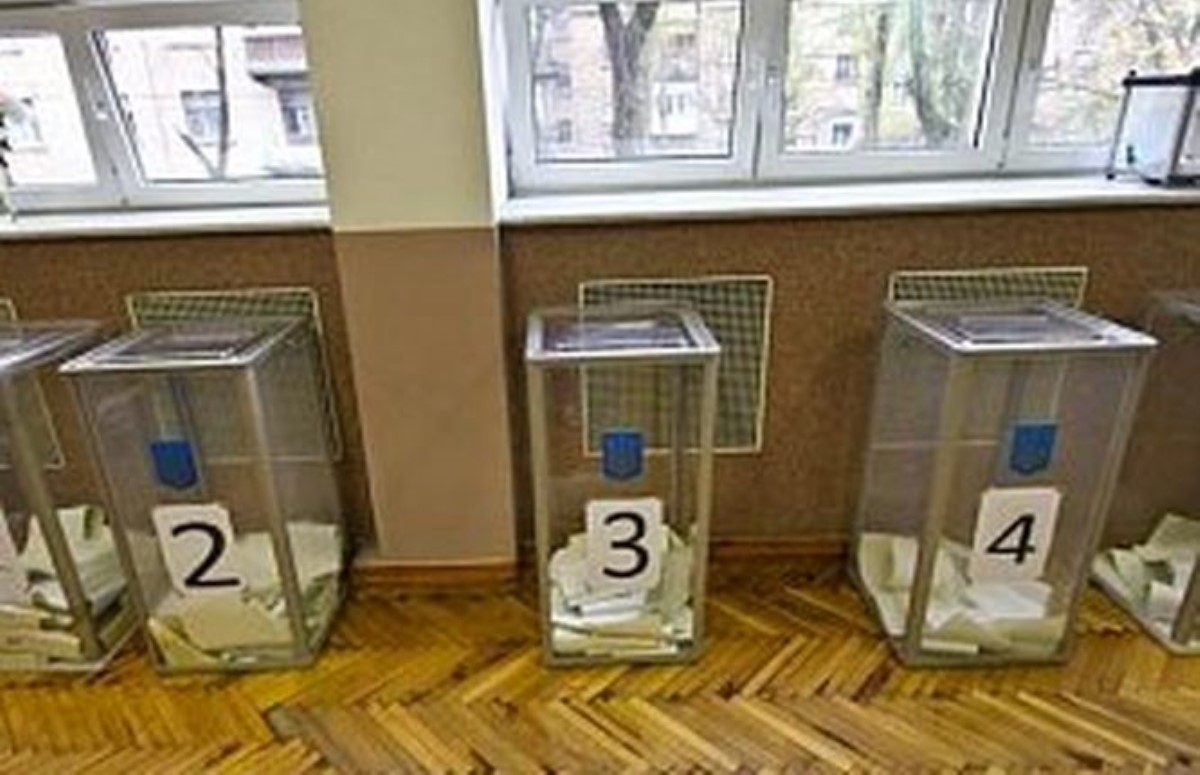 На Донбассе проголосуют менее половины избирателей