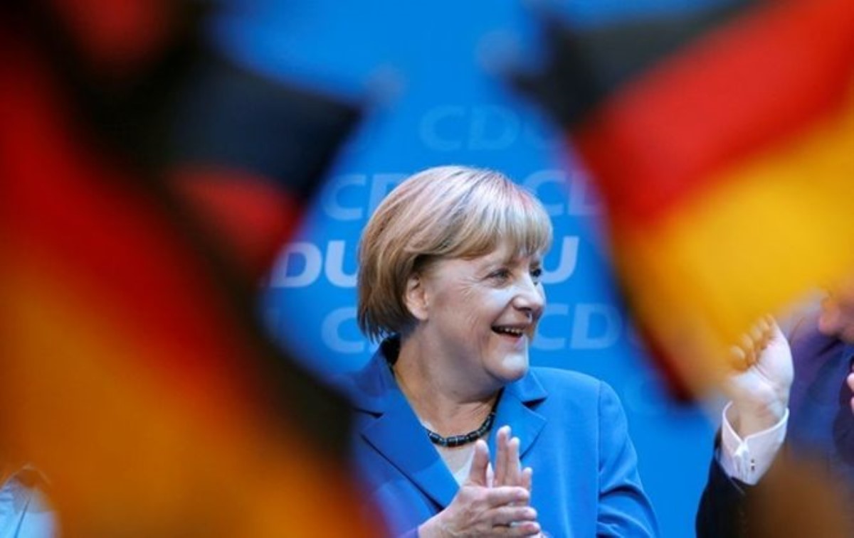 Меркель полагает, что НАТО рано уходить из Афганистана