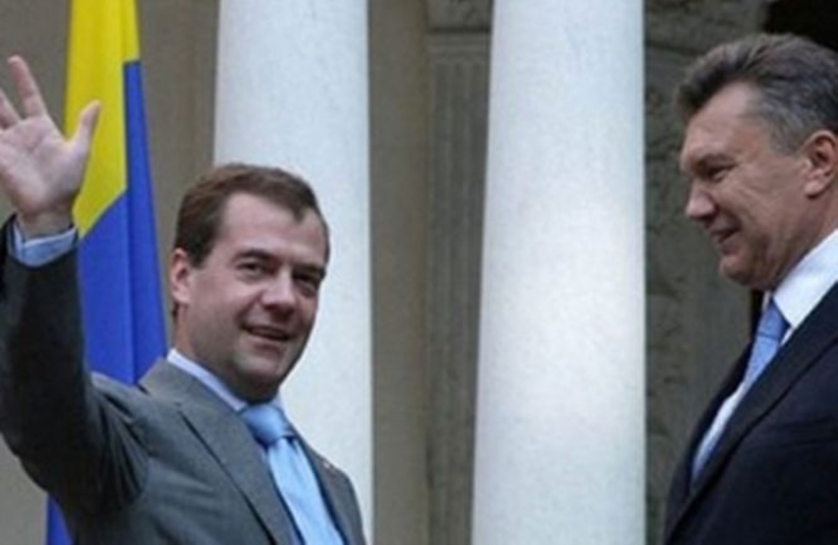 В банкротстве Украины Медведев сделал виновным Януковича