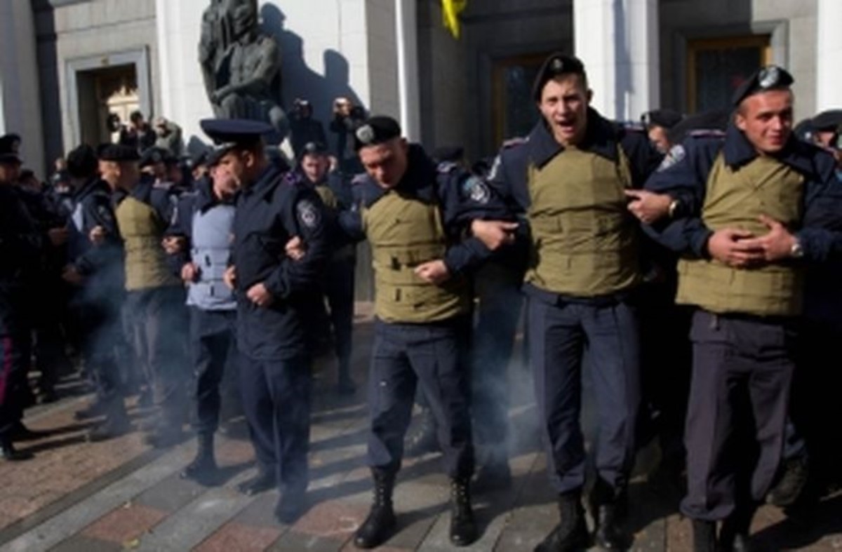 Киевская милиция просит жителей города помочь с патрулированием улиц