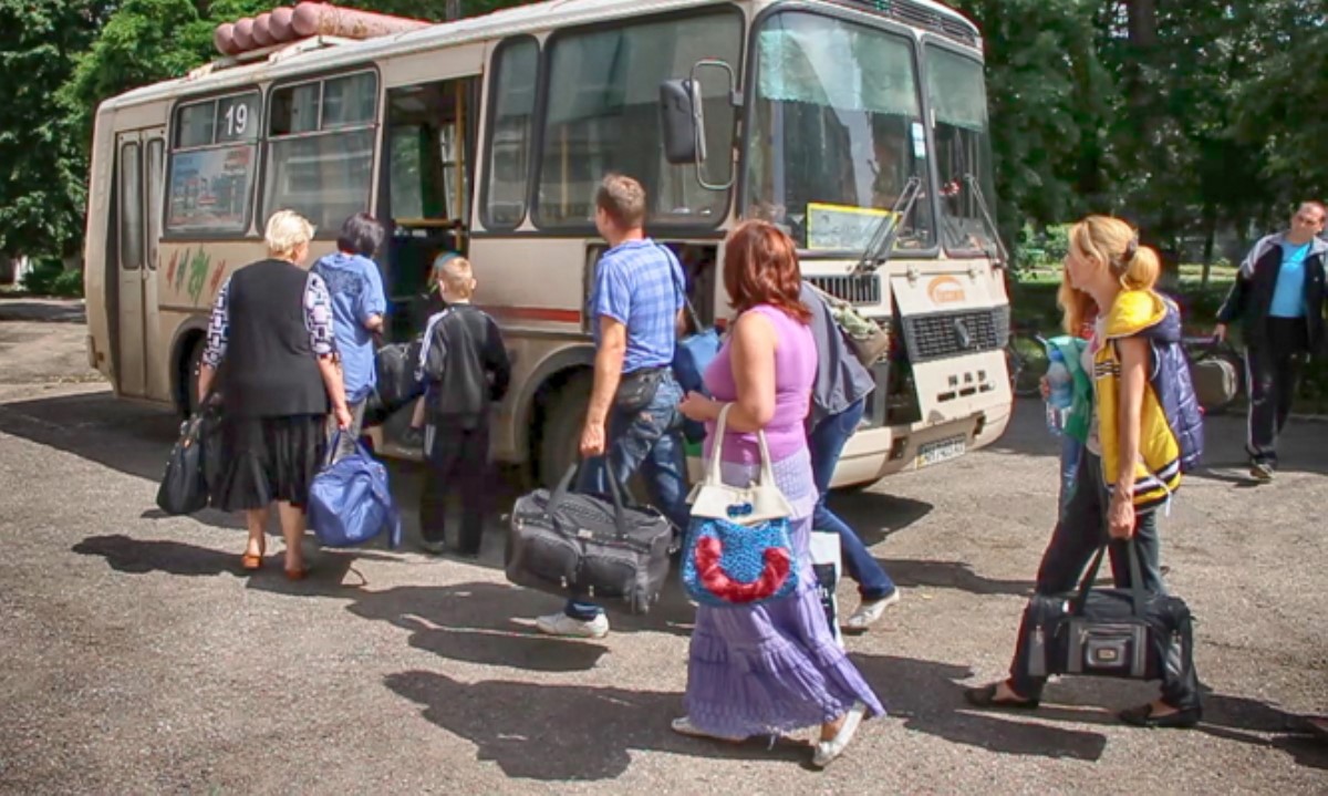 Беженцы из Донбасса все больше едут в Беларусь