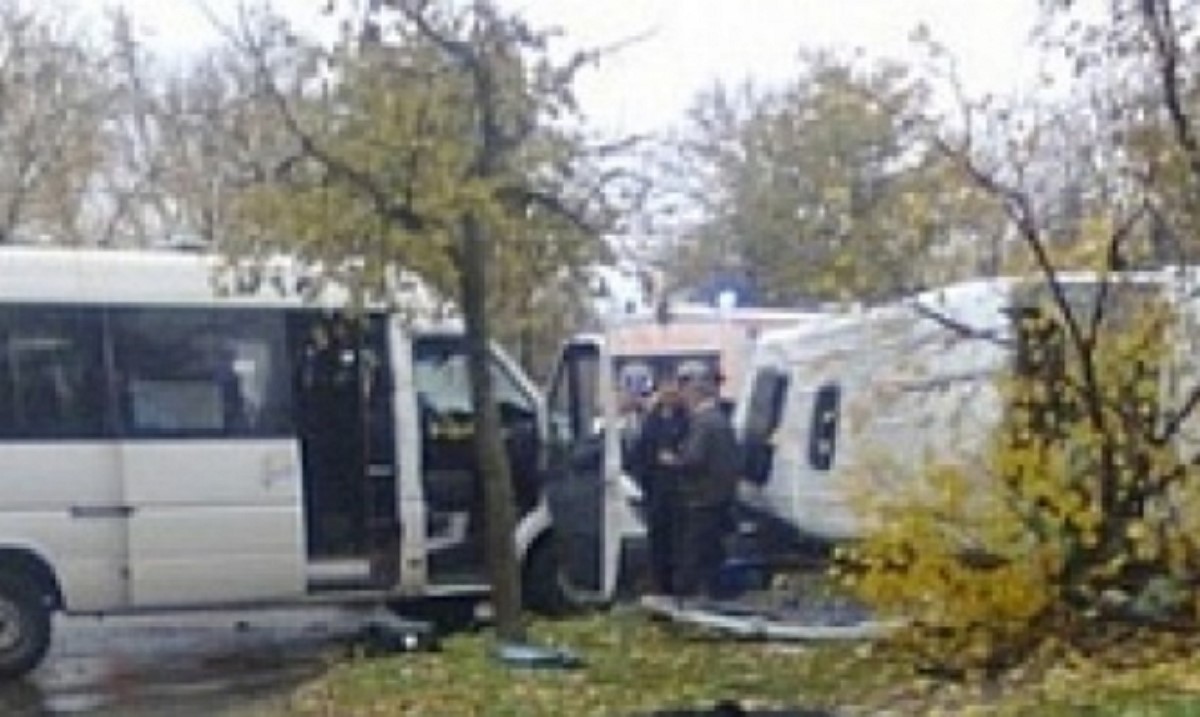 В Кривом Роге столкновение маршруток забрало жизнь пассажирки автобуса