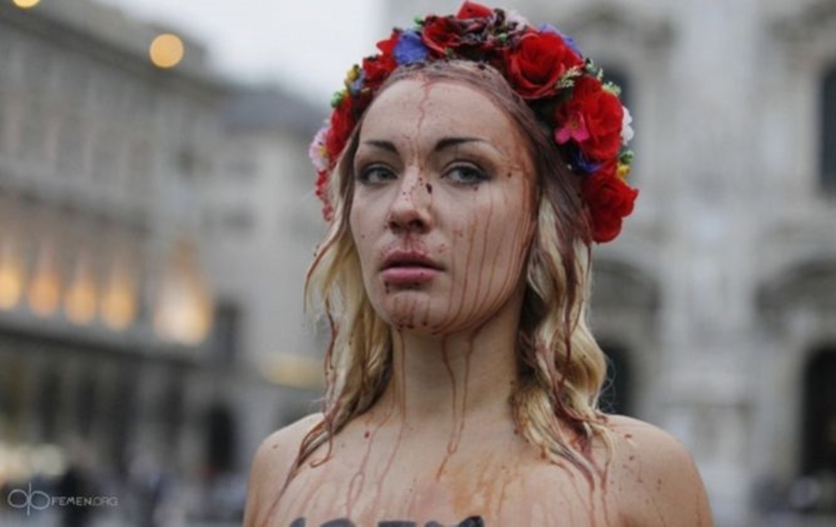 FEMENистки протестовали в Милане против приезда Путина