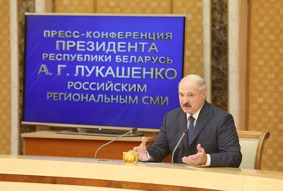 Лукашенко согласен считать Путина старшим братом, но есть одно но...