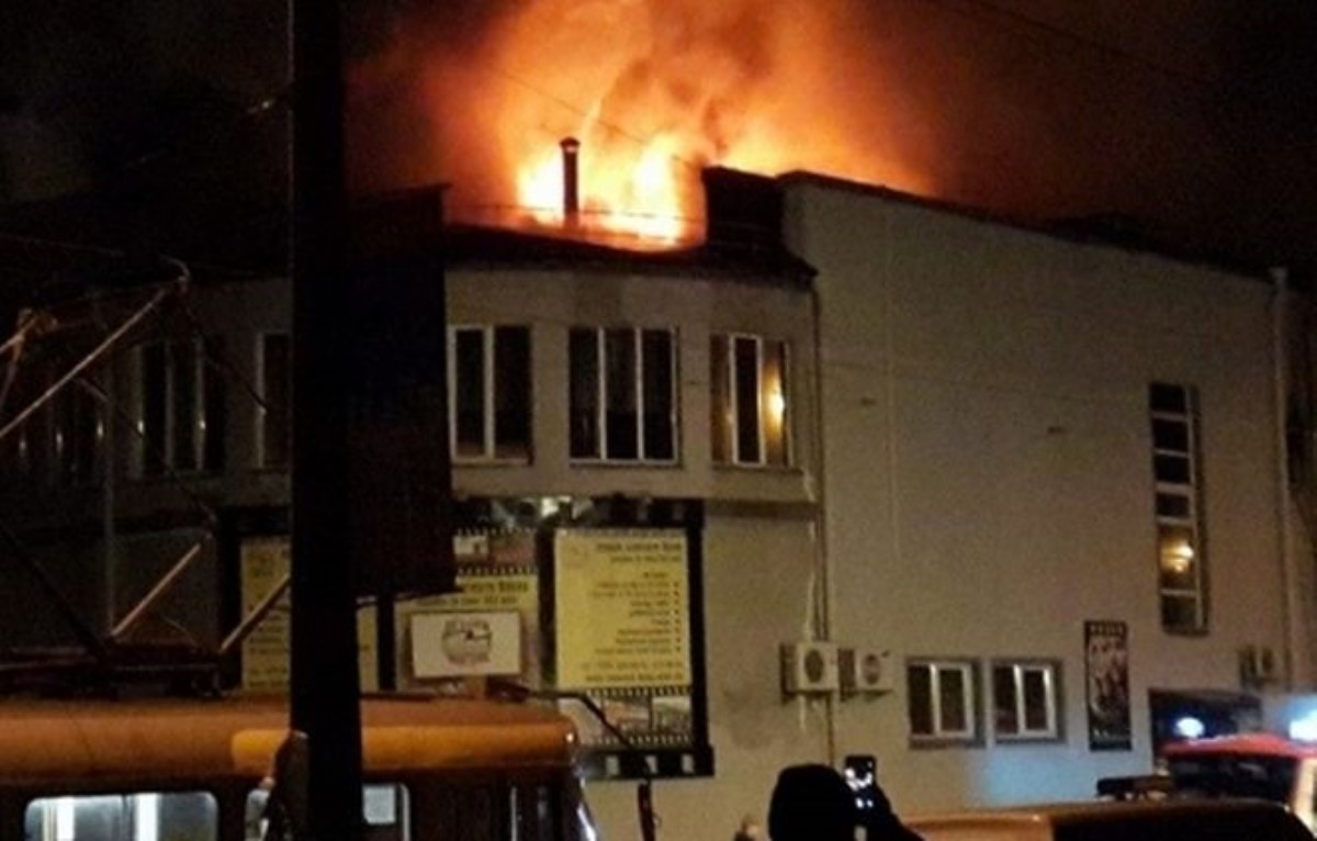 Кличко доложил о локализации пожара в кинотеатре «Жовтень»
