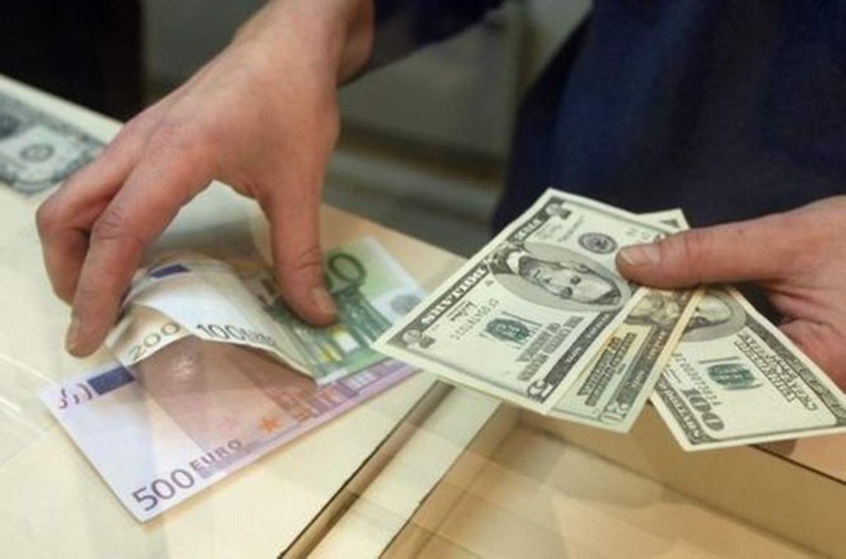 Сбор за покупку валюты может вырасти в четыре раза