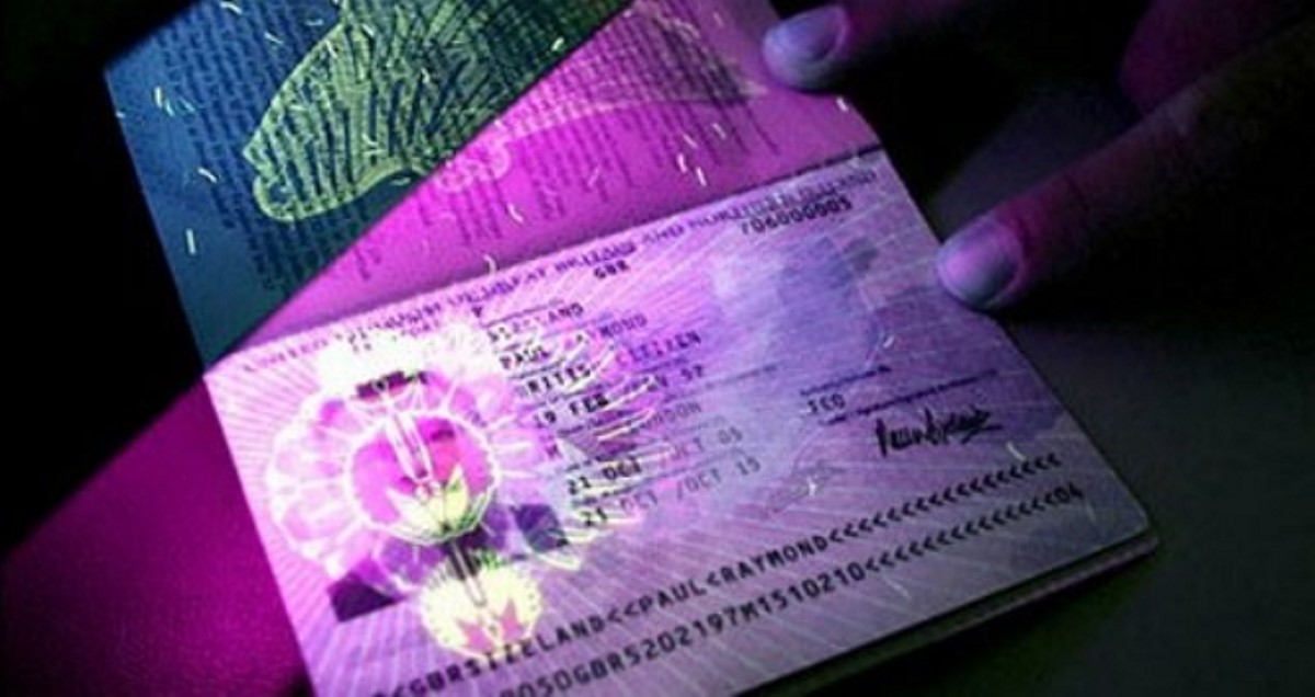 В МИД назвали дату начала выдачи биометрических паспортов