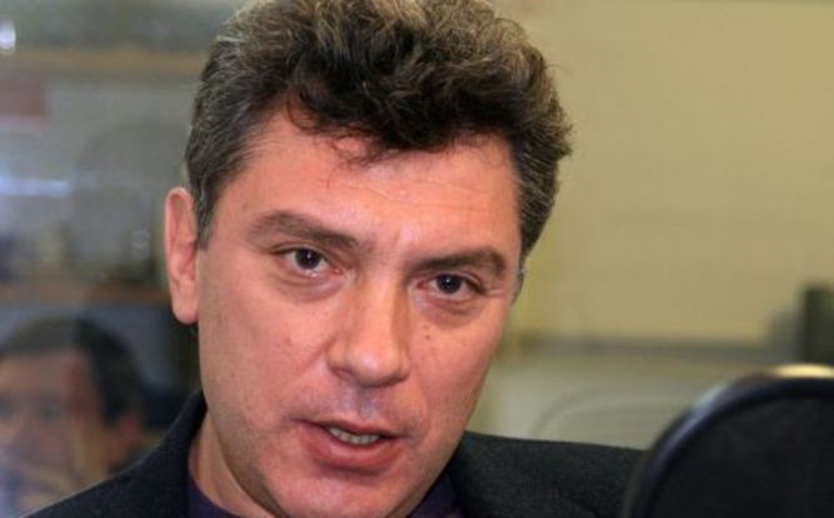 Россия расплачивается за безумие своего президента, – Немцов