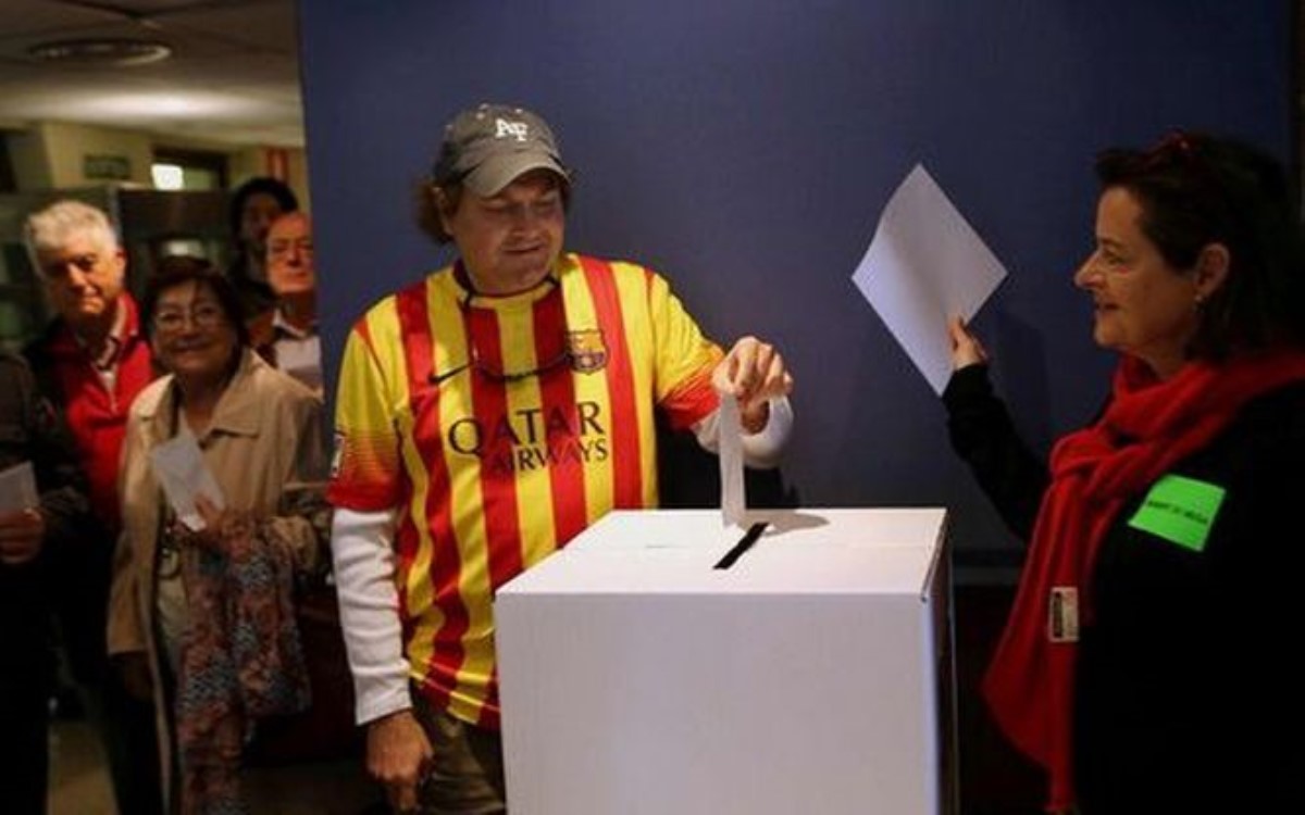 Каталонцы отдали свои голоса за независимость от Испании