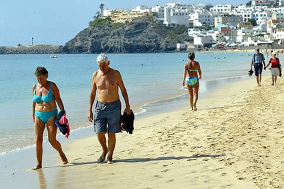 Обнародован рейтинг самых дешевых мест для пляжного отдыха зимой