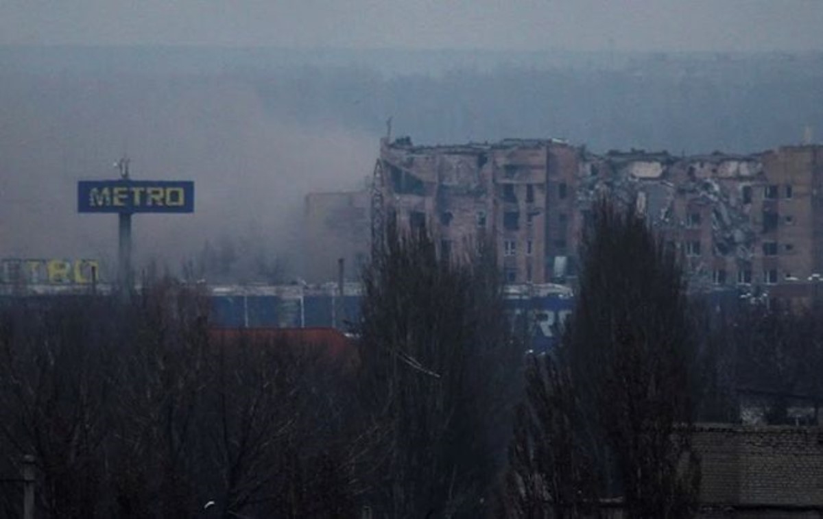 Всю прошедшую ночь в Донецке были слышны взрывы