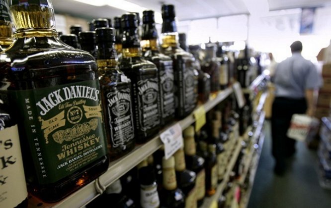 Киевсовет не поддержал запрет на ночную торговлю спиртным