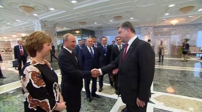 Между Порошенко и Путиным существуют непубличные договоренности - политолог