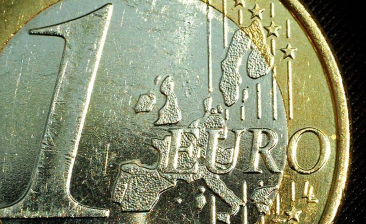 В России евро подскочил до 73 рублей