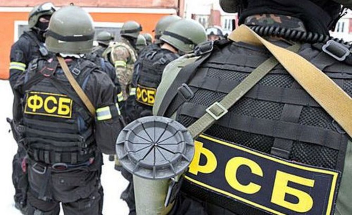 В Крыму ФСБ-шники выгнали из квартир семьи украинских военных