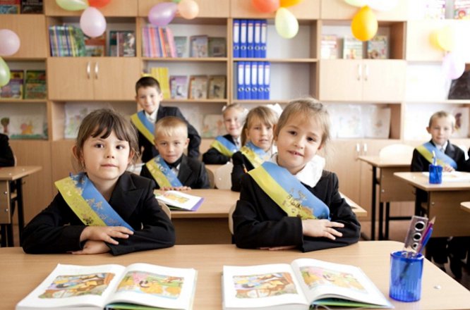 В Киеве зимние школьные каникулы продлили до трех недель