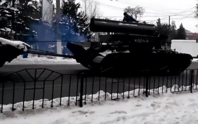 В Донецке произошло ДТП с участием военной техники «ДНР»