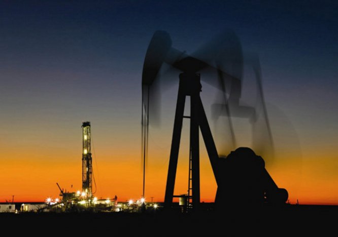 Нефть упадет до $40 к концу 2015 года - прогноз