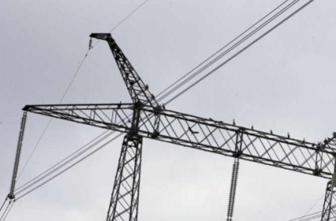 Украина уже получает электроэнергию из России - Порошенко