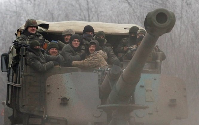 Украина не готова к отводу тяжелого вооружения - спикер АТО