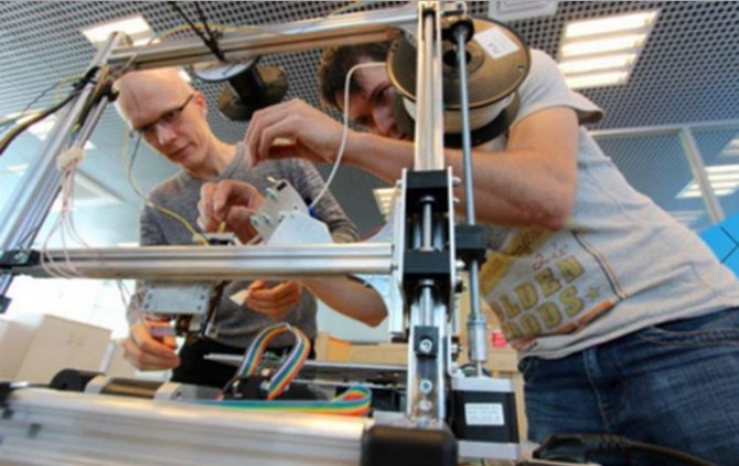 В «Сколково» создан первый в России композитный 3D-принтер