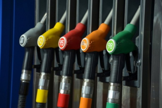 Стоимость бензина может вырасти до 27 гривен за литр