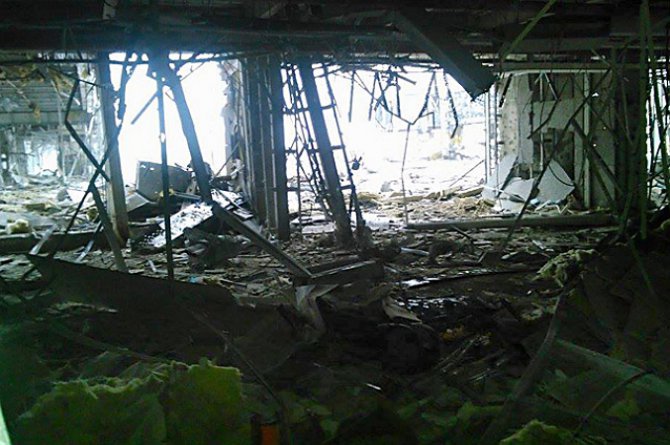 Под завалами донецкого аэропорта найдены тела семи «киборгов»