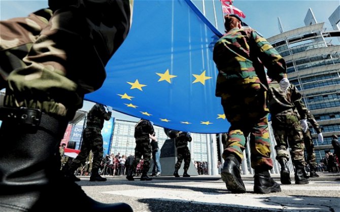 ЕС может сэкономить 120 млрд евро в год за счет создания собственной армии