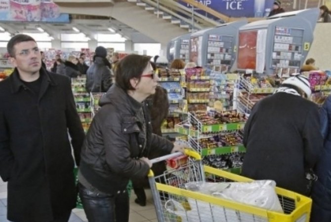 В Украине базовая инфляция за год достигла 33,2%