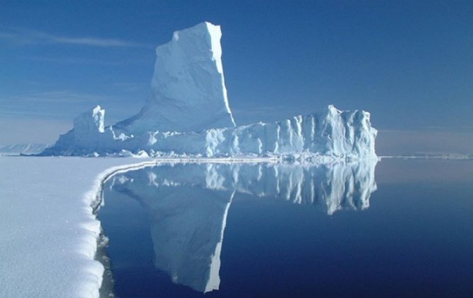 Площадь арктических льдов достигла минимума за всю историю наблюдений