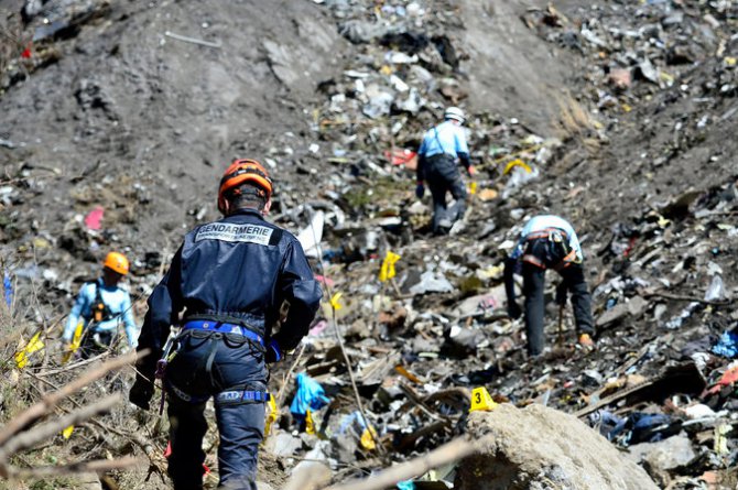 The New York Times: Фатальное снижение самолета Germanwings было преднамеренным