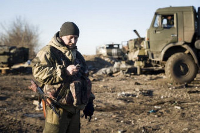 Боевикам на Донбассе приказали экономить боеприпасы и горючее