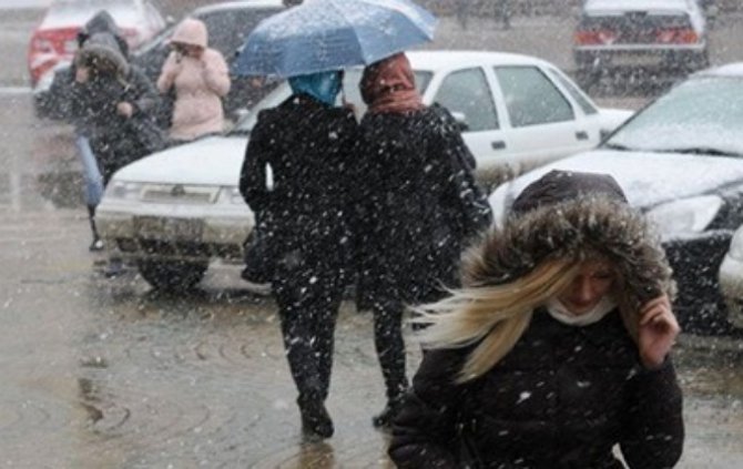 На Львовщине непогода обесточила более 140 населенных пунктов