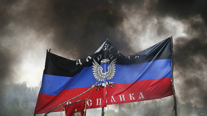 Две трети украинцев считают "ДНР" и "ЛНР" террористическими организациями