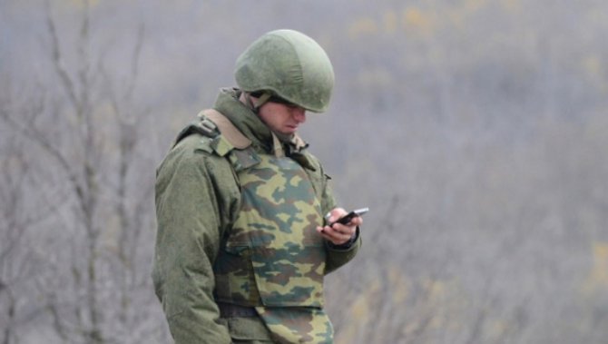 Правительство намерено запретить военным пользоваться мобильной связью в зоне АТО