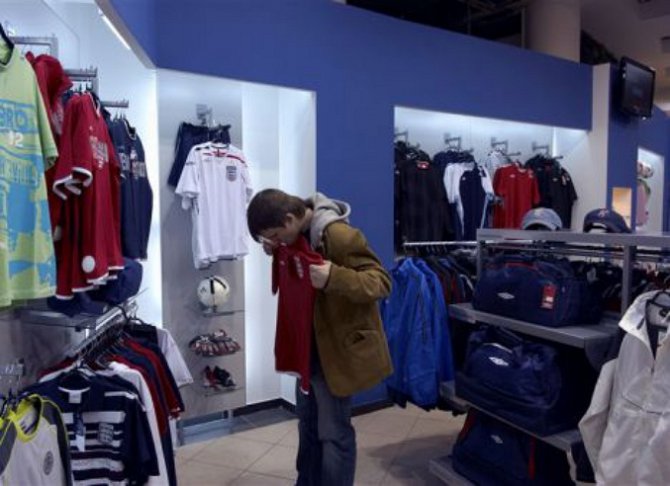 Посещаемость торговых центров в Украине бьет рекорды падения