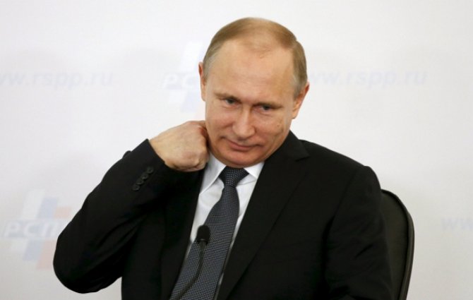 Путин публично признал падение доходов россиян