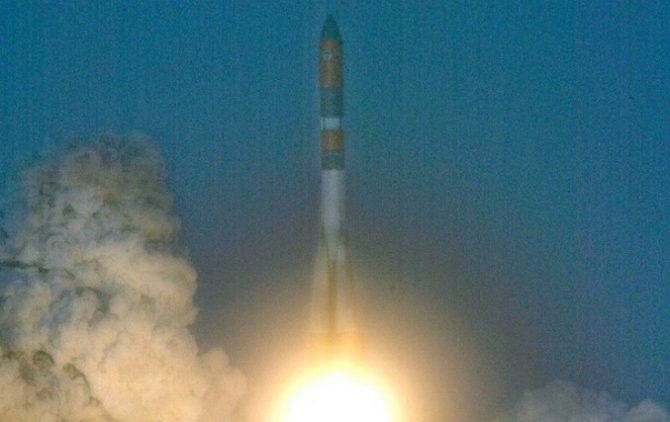 Российская экспериментальная ракета после запуска смогла пролететь только 10 км