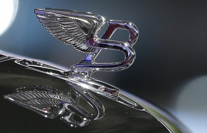 Саудовский принц пообещал подарить по новому Bentley каждому пилоту за авианалет на Йемен