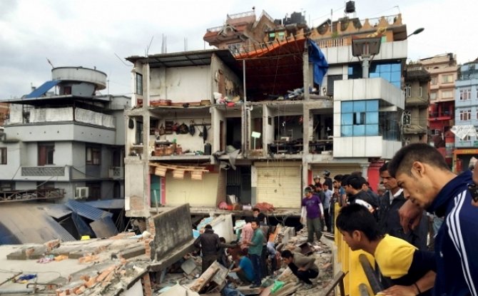В Непале после землетрясения не выходит на связь 91 украинец