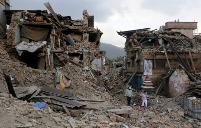 38 украинцев до сих пор не вышли на связь после землетрясения в Непале