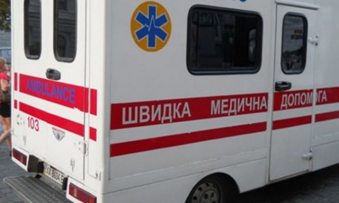 На Киевщине 10 школьников отравились неизвестным веществом